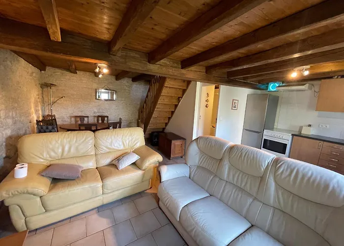 Cassiopeia - Les Constellations Doeuil-sur-le-Mignon