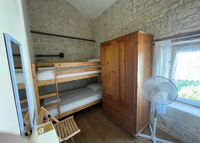 Feriehus Cassiopeia - Les Constellations Doeuil-sur-le-Mignon